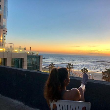 Beach Front Rooftop Apartment テル・アビブ エクステリア 写真